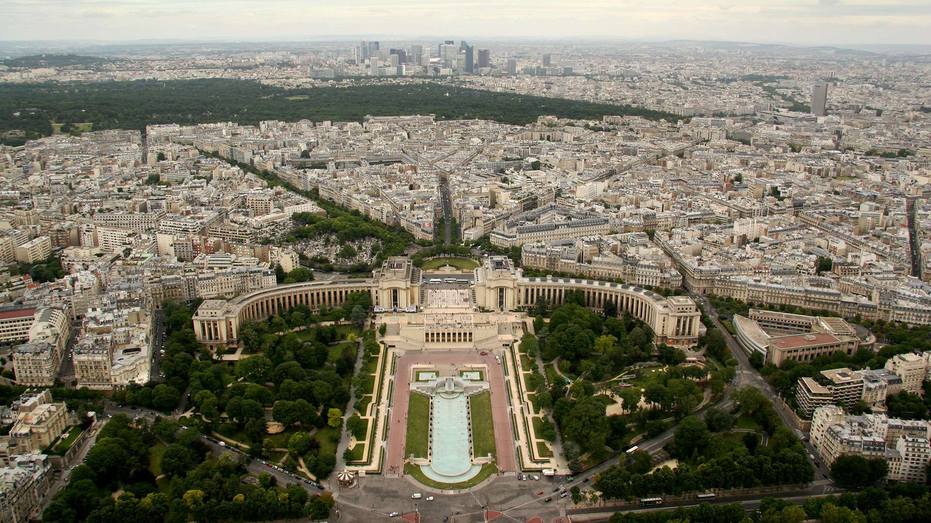 Explore Paris: The City of Lights and Romance Awaits