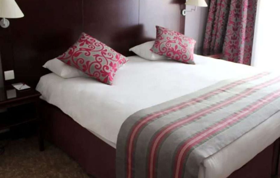 KING SOLOMON HOTEL, LONDON